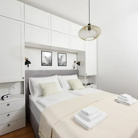 Apartament Pavin *